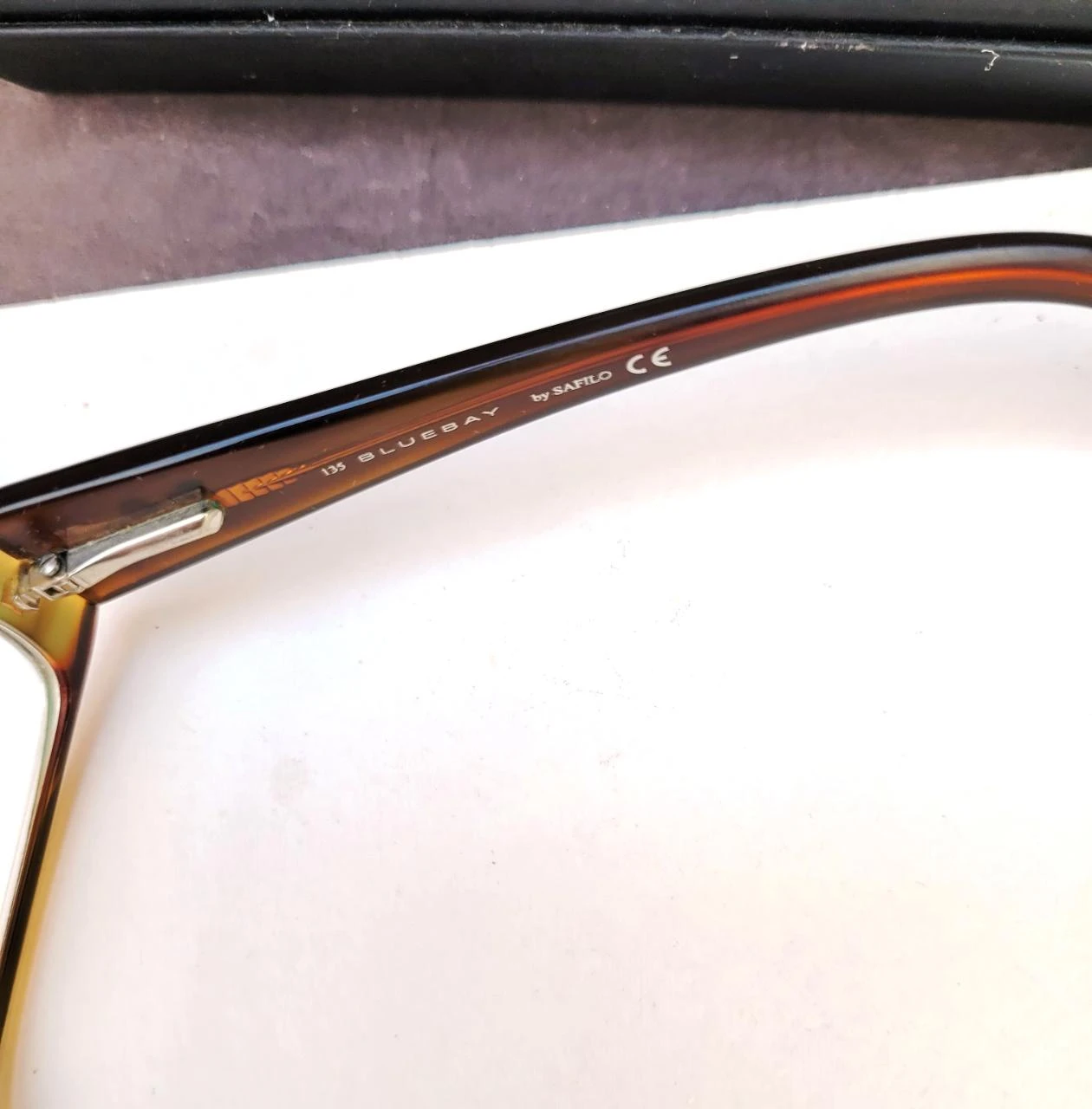 Élégante paire de lunettes Blue Bay: design intemporel. – photo 5
